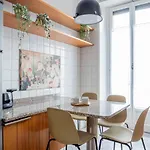 Two-bedroom Near Corso Indipendenza Διαμέρισμα *