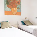Two-bedroom Near Corso Indipendenza Διαμέρισμα Μιλάνο