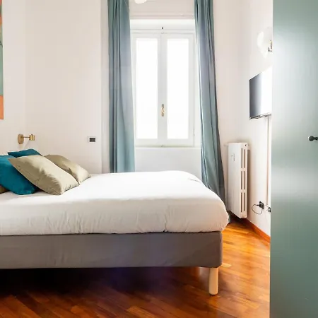 Two-bedroom Near Corso Indipendenza Apartment