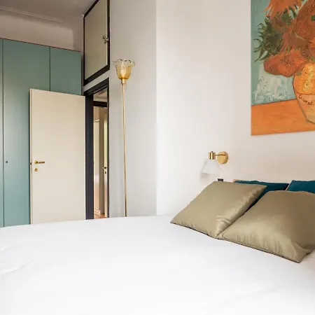 Two-bedroom Near Corso Indipendenza Μιλάνο