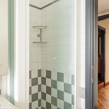 Two-bedroom Near Corso Indipendenza