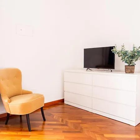 Apartment Two-bedroom Near Corso Indipendenza