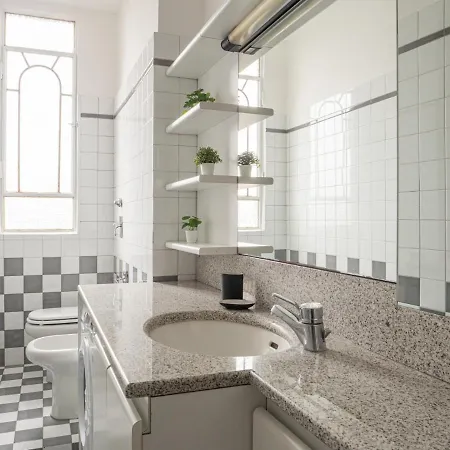 Two-bedroom Near Corso Indipendenza *