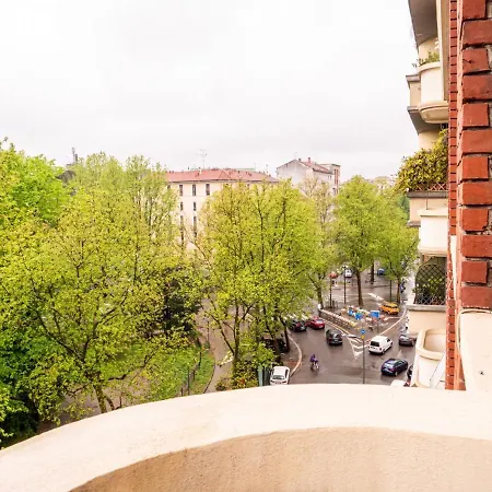 Two-bedroom Near Corso Indipendenza Apartment