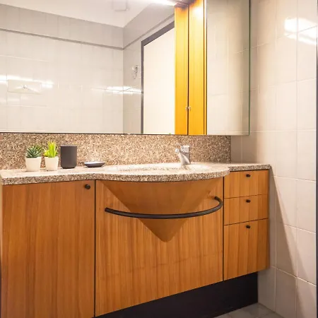 Two-bedroom Near Corso Indipendenza Apartment *